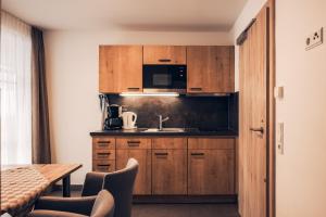 Kuchnia lub aneks kuchenny w obiekcie Ferienwohnung Nassfeld