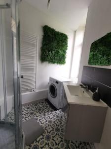 Et badeværelse på Le Brooklyn Superbe appartement proximité vieille ville