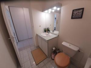 Kúpeľňa v ubytovaní Studio charmant et moderne grand confort