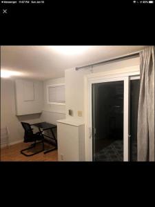Mynd úr myndasafni af Perfect location walking distance to everywhere í London