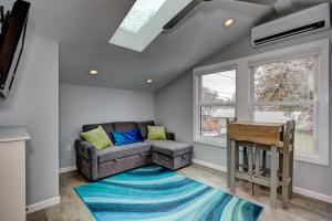 Gallery image of The Lilly Pad Brand New in Hyde Park! Pet Friendly, fully fenced yard, walking distance to Hyde Park shops, and dining and Camel's Back Park in Boise