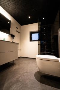 Fotografie z fotogalerie ubytování Broncks Lonin - Luxury Apartments in the Heart of Tórshavn v destinaci Tórshavn