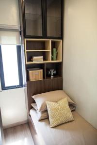 เตียงในห้องที่ Small, house with golf course view and fresh air