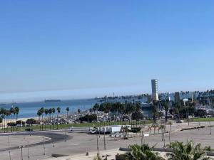 Galeriebild der Unterkunft A Corner Unit with OCEAN VIEWS from EVERY ROOM in Long Beach + 33 Fotos