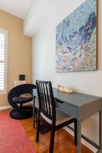 Galeriebild der Unterkunft A Corner Unit with OCEAN VIEWS from EVERY ROOM in Long Beach