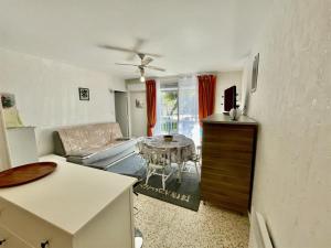 Posedenie v ubytovaní T2 à Balaruc-les-Bains, Clim, Parking, 4 pers - FR-1-503-150