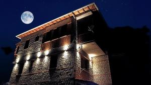 The building in which Az apartmant is located