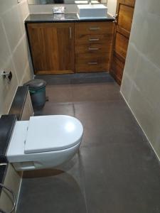 Bagno di Forest View Residency Bhubaneswar