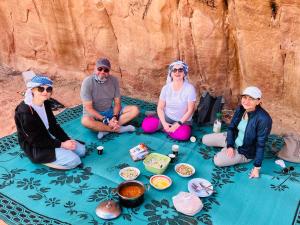 Hosté ubytování Wadi Rum Local Guide + 20 fotografií