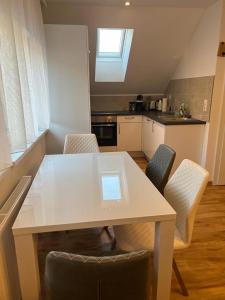 Kuchyň nebo kuchyňský kout v ubytování Ferienwohnung Alpina