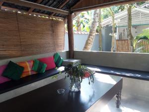 Balkón nebo terasa v ubytování Sunil Garden Guesthouse