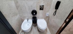 Ванная комната в Petra Moon Luxury Hotel