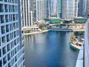 Φωτογραφία από το άλμπουμ του Cosmos Living Laguna MovenPick Near Dubai Marina στο Ντουμπάι