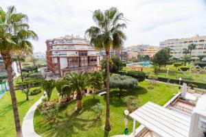 Vonkajšia záhrada v ubytovaní Apartamento Torresol #