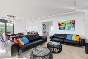 Fotografie z fotogalerie ubytování Luxury 5bedroom Villa Casares Costa v destinaci Casares