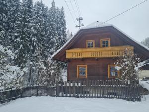 Chalet am Bach v zimě