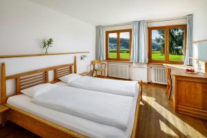 Letto o letti in una camera di Hotel Restaurant Schiff