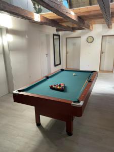 Piljardilaud majutusasutuses 24-7 Apartment Passau