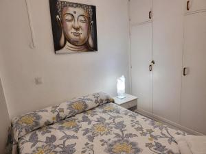 Ein Bett oder Betten in einem Zimmer der Unterkunft Virginia Apartment