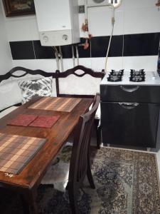 Kuchyň nebo kuchyňský kout v ubytování Апартаменты PAROSTKI