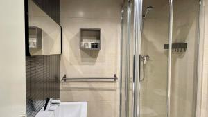 Kúpeľňa v ubytovaní MD Modern Hotel - Jardines + 37 fotografií