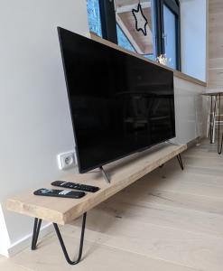 TV a/nebo společenská místnost v ubytování JASMIN HOME Apartments