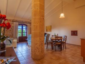 Fotografie z fotogalerie ubytování Apartment Agroturismo Roqueta-2 by Interhome v destinaci Maria de la Salut