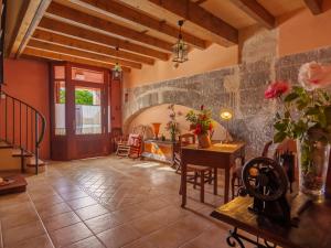 Fotografie z fotogalerie ubytování Apartment Agroturismo Roqueta-2 by Interhome v destinaci Maria de la Salut