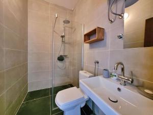 Koupelna v ubytování Holiday Home Stefan by Interhome