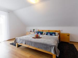 Ένα ή περισσότερα κρεβάτια σε δωμάτιο στο Holiday Home Pioneer by Interhome +13 φωτογραφίες