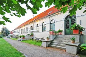 Κήπος έξω από το Kavaliershaus Schloß Blücher am Finckenersee