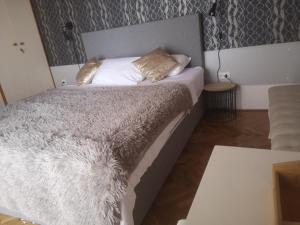 Fotografie z fotogalerie ubytování Room in Pakostane with sea view, balcony, air conditioning, W-LAN 3475-6 v Pakoštane