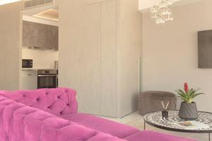A kitchen or kitchenette at Luxury Apartment near Acropolis-Living Stone Gold