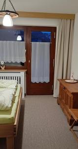 Postel nebo postele na pokoji v ubytování Ferienwohnung Schädler