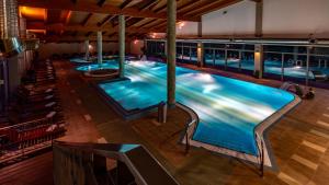 Bazén v ubytovaní Hotel Bystrá alebo v jeho blízkosti