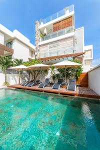 Bassein majutusasutuses Beachcove Apt No 1 või selle lähedal
