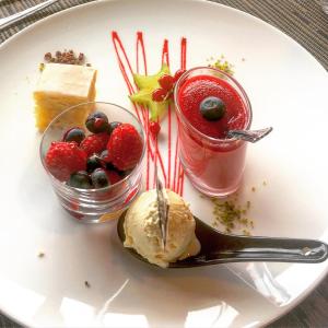 Hrana u hotelu ili u blizini