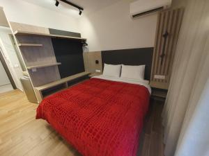 Ein Bett oder Betten in einem Zimmer der Unterkunft EUPHORIA ''Staying in Pleasure''
