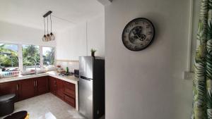 Kuchyň nebo kuchyňský kout v ubytování Oceanview Kite Garden Rooftop Appartment + 21 fotografií