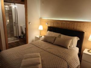 Letto o letti in una camera di Casa dos Conchos Sabugueiro Casa com 4 quartos