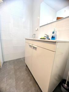 Kuchyň nebo kuchyňský kout v ubytování Central Prívate Room Valencia