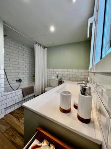 A bathroom at La Marina de Aiguadolç