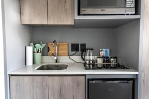 Køkken eller tekøkken på Stunning 1-bedroom apartment with mountain views