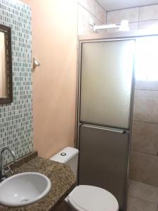 Kylpyhuone majoituspaikassa Pousada Mirante Dos Barcos