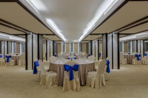 Gambar di galeri bagi Yangon Thanlwin Hotel di Yangon