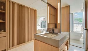 Η κουζίνα ή μικρή κουζίνα στο AKI Hong Kong - MGallery