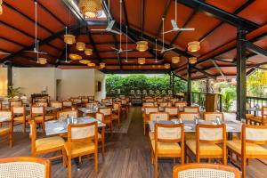 Restaurace v ubytování Somy Plaza Calangute Goa - Formerly Somy Resort