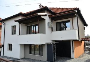 The building in which a vendégházakat is located