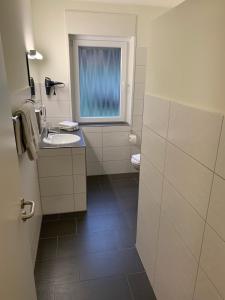 Bilik mandi di Metzgerei Stiebeling - Stolberger Hof