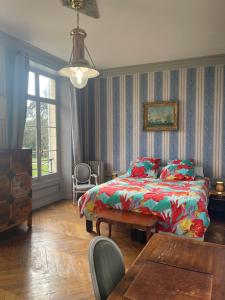 Château du Boulay Morin客房内的一张或多张床位